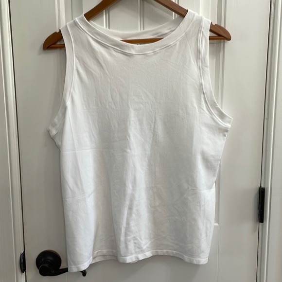 Wild Fable shorts and tank top bundle.  6 - Picture 2 of 13